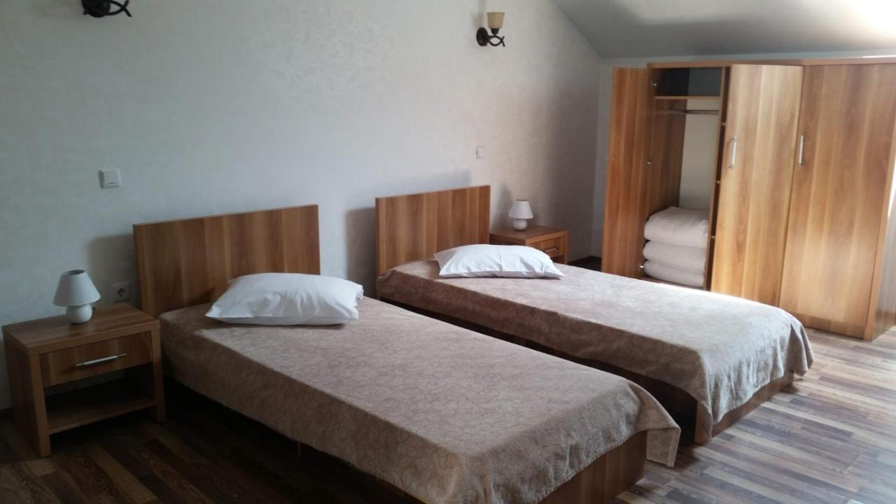Zodiac Appartement Caransebeş Buitenkant foto